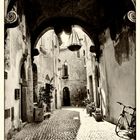 Orvieto, antico portico