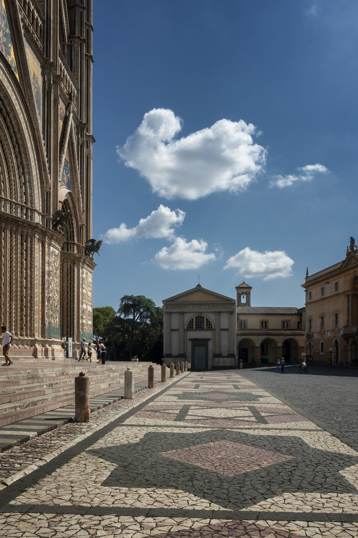 Orvieto, piazza del duomo