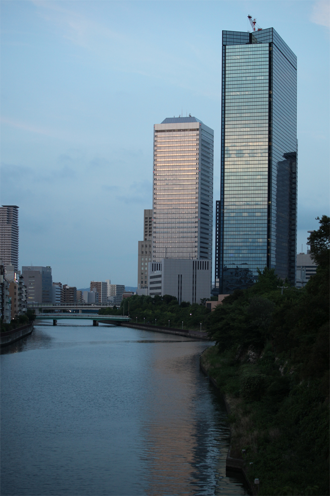 Osaka al tramonto