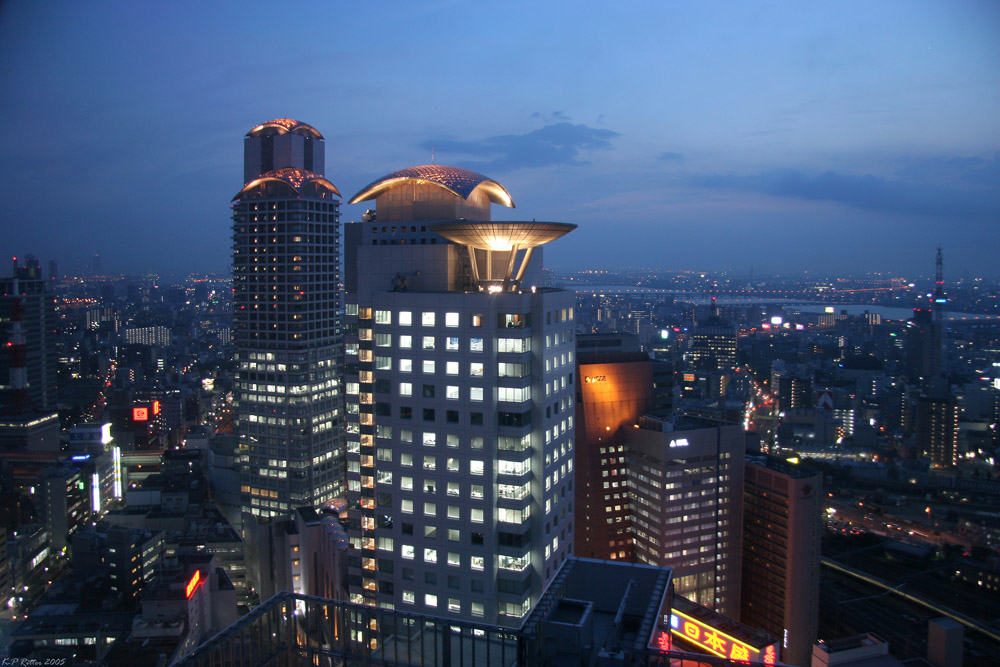 Osaka bei Nacht