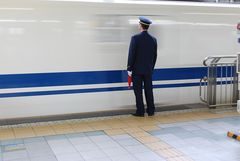Osaka - Stationmaster and Shinkansen 700 series