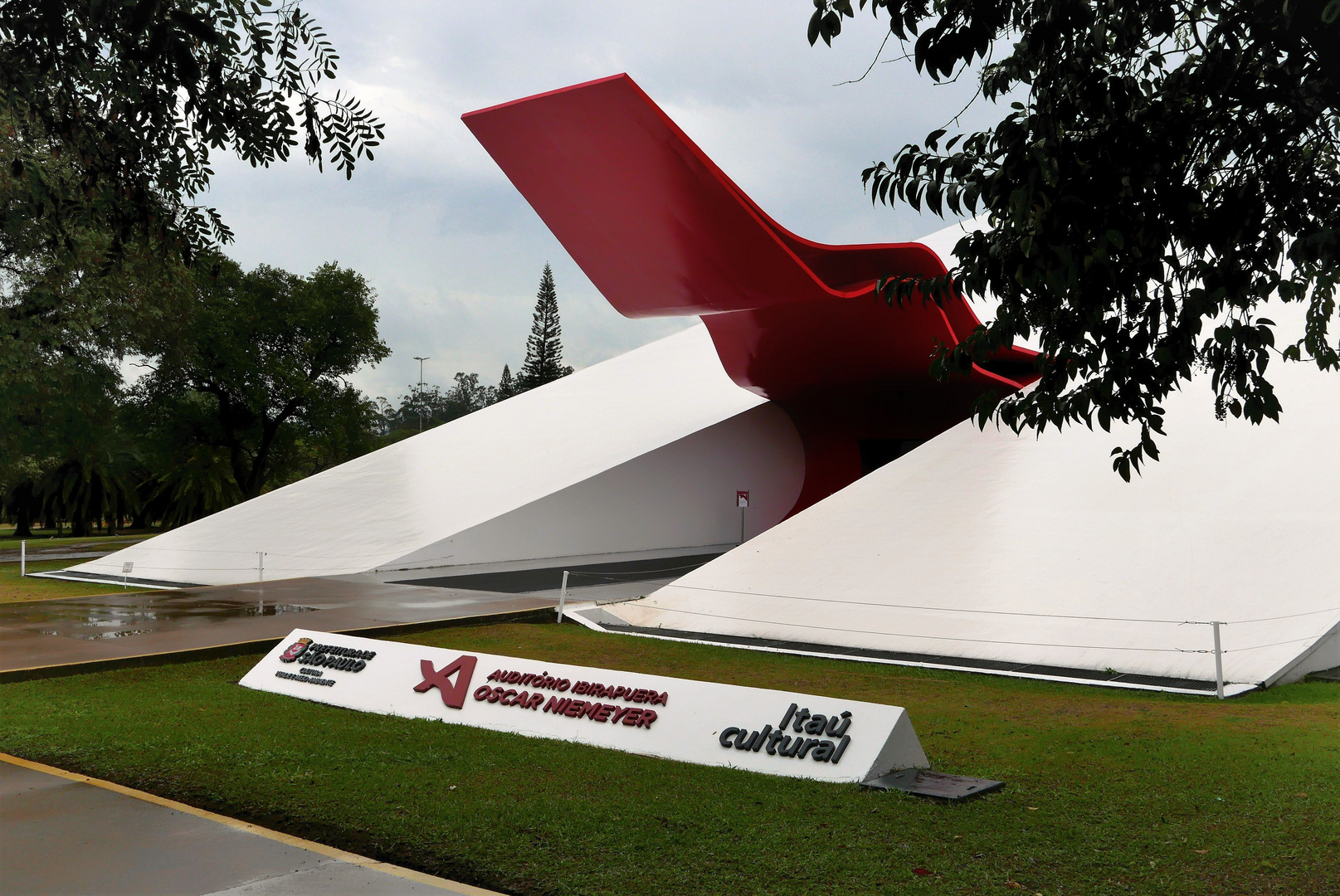 Oscar Niemeyer Auditório 1