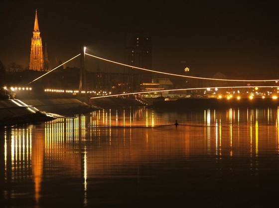 Osijek in der Nacht