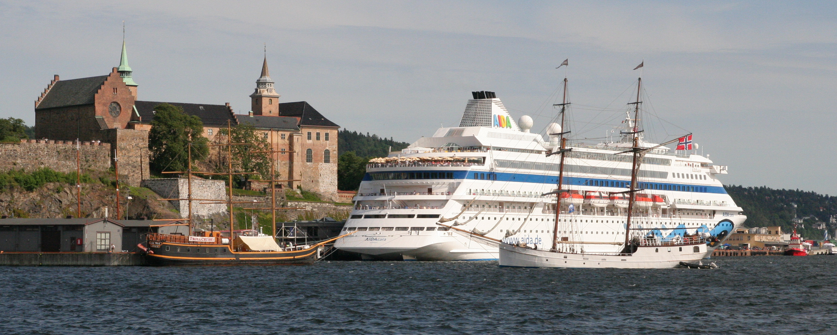 Oslo Akershus Aida und Segelschiff