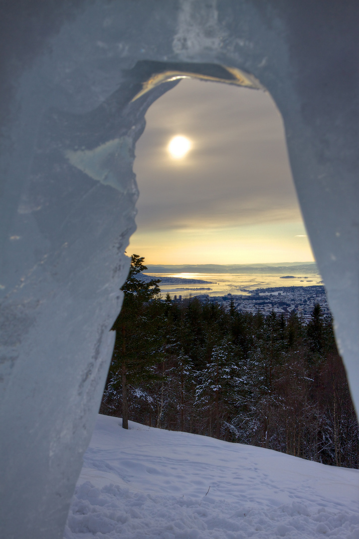 Oslo through the ice