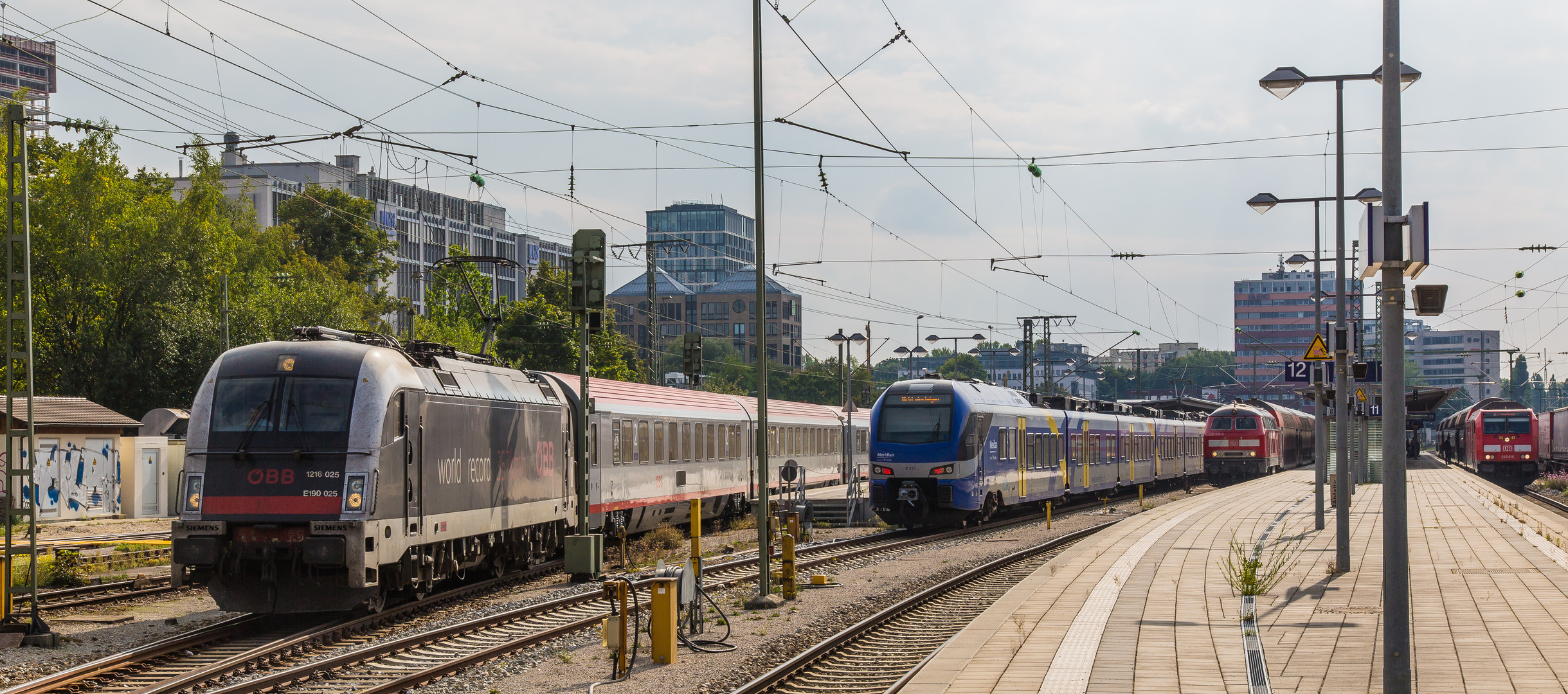 Ostbahnhof-Parade