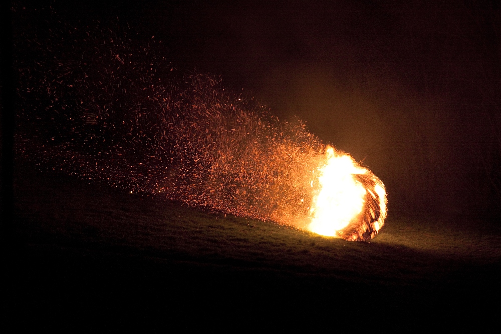 Oster-Feuerräderlauf 03 in Leeste