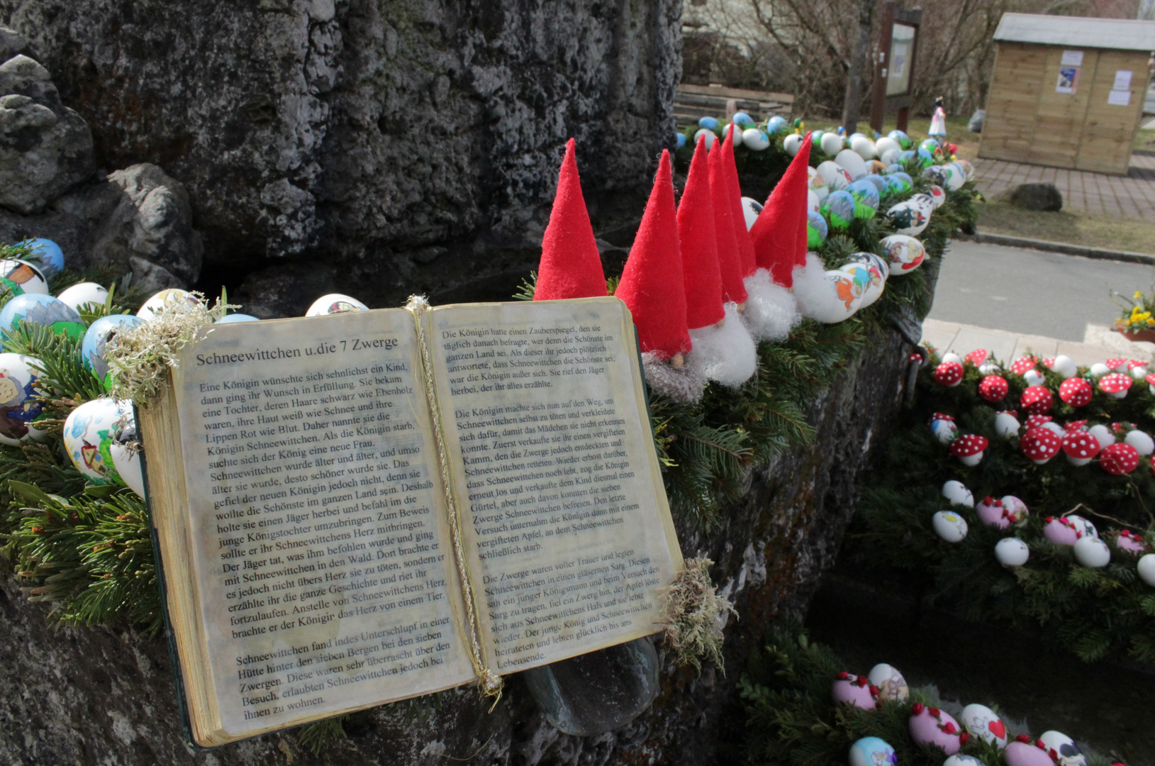 Osterbrunnen in Franken 12