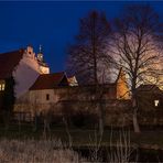 Osterfeuer auf der Wasserburg Egeln