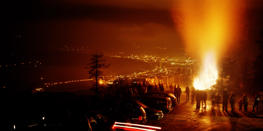 Osterfeuer bei St. Veit