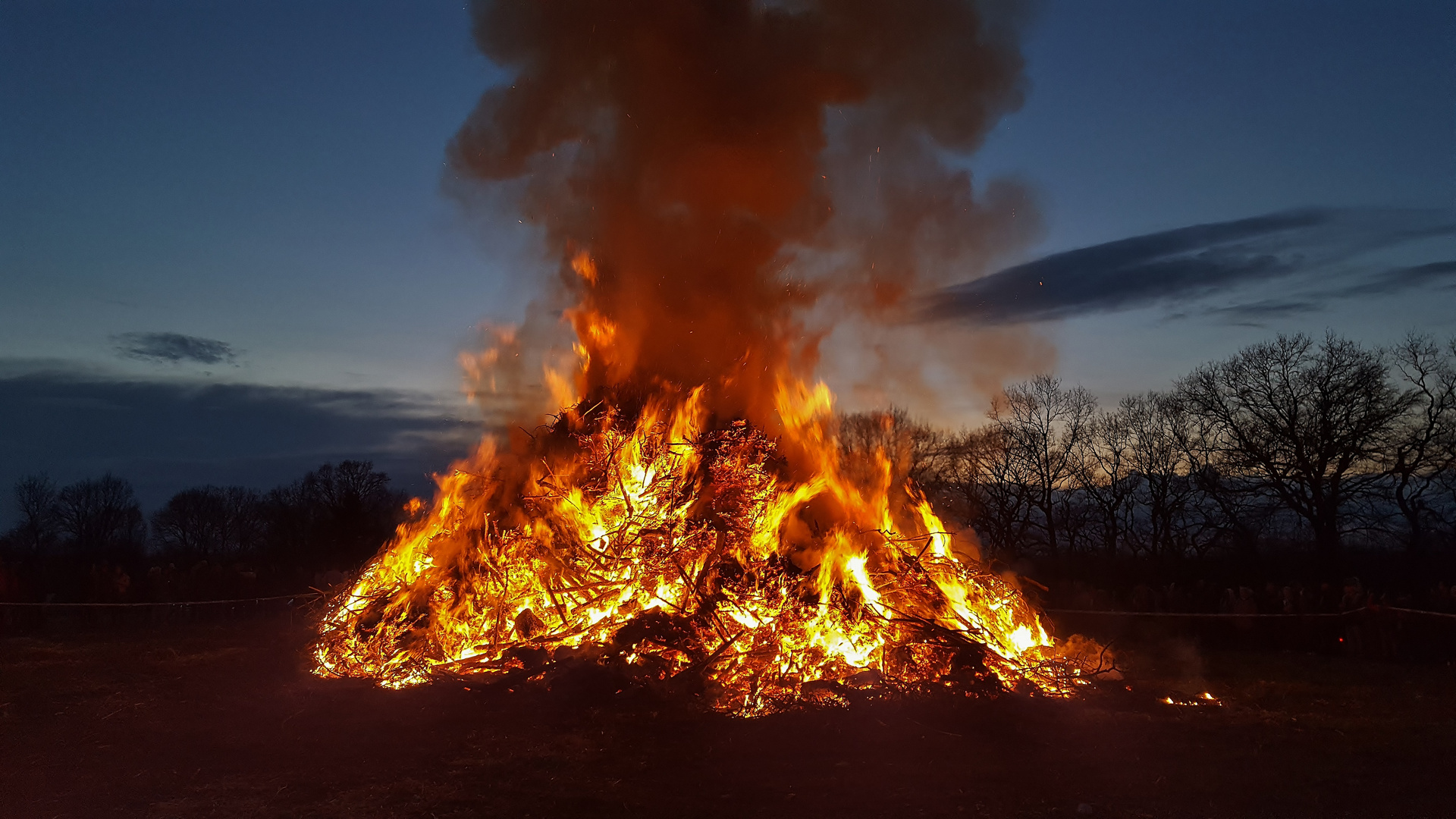 Osterfeuer beim Bikertreff Vogel