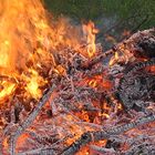 Osterfeuer im vergehen noch schön