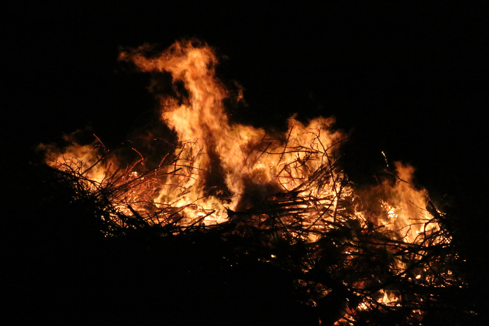 Osterfeuer im Wangerland