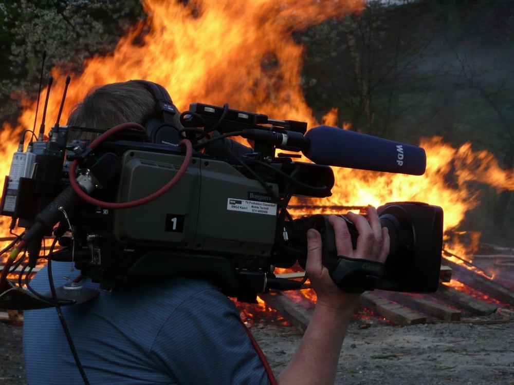 Osterfeuer-Reportage