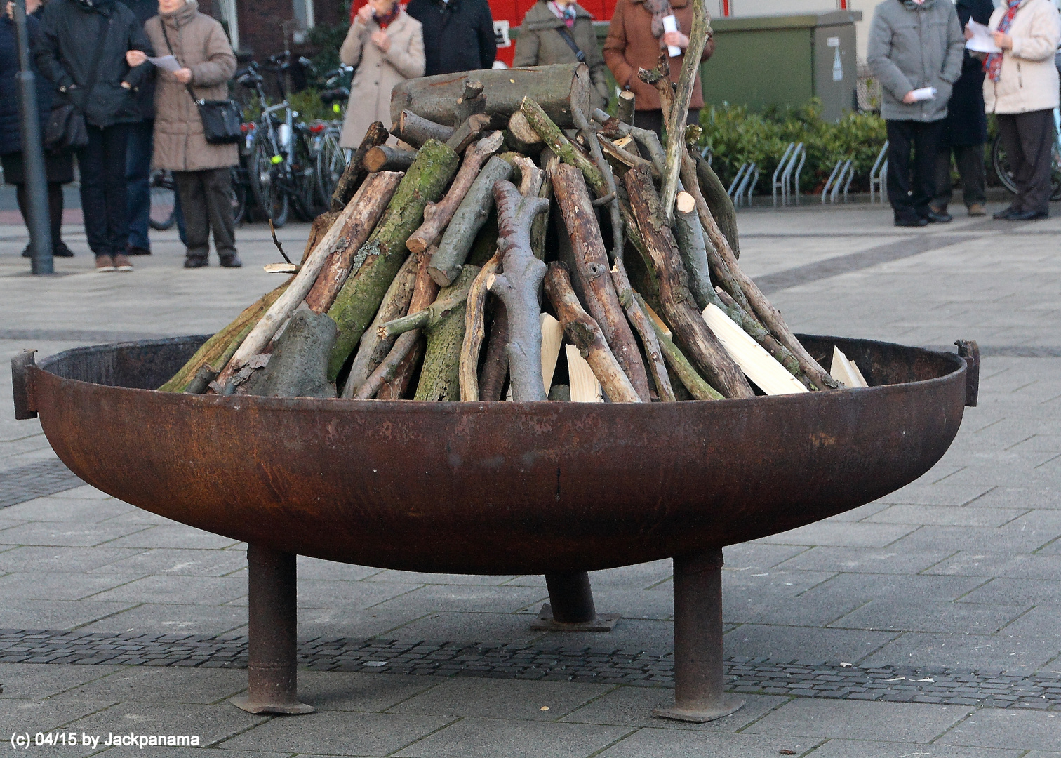 Osterfeuer vor St. Johannes d.T., Kirchhellen