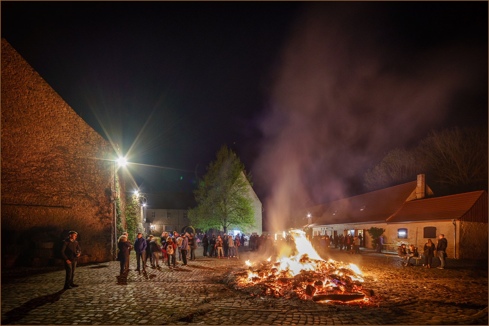 Osterfeuerchen