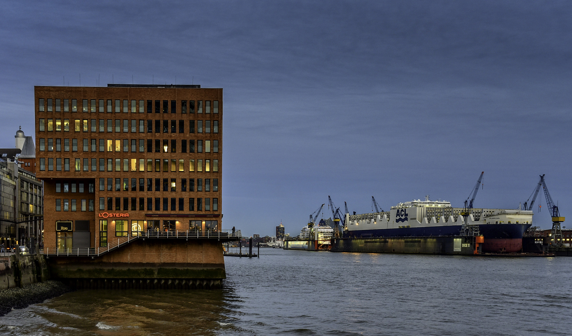 Osteria am Hamburger Hafen 