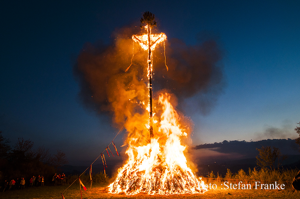 Osterkreuz..