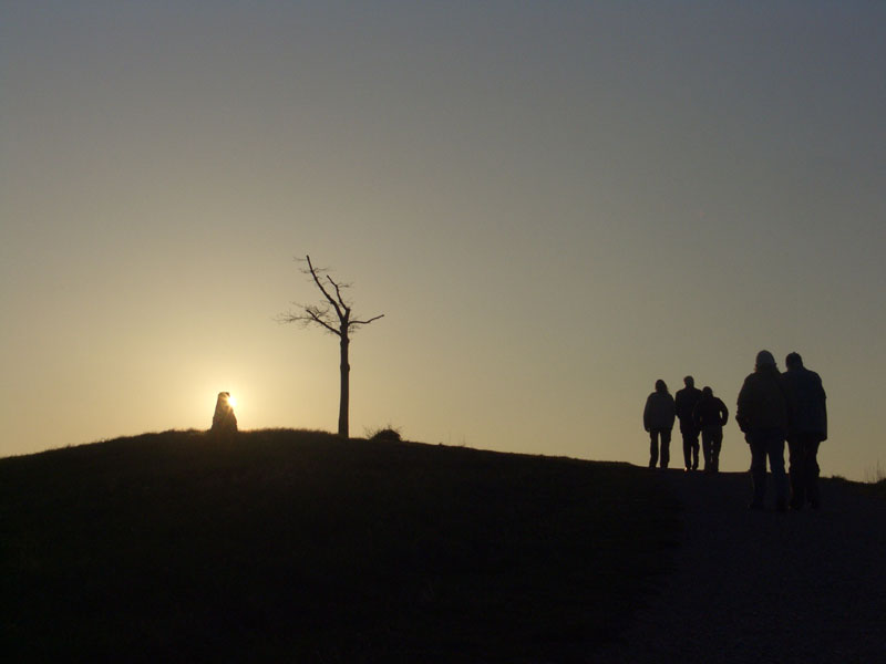 Ostermorgen / Easter morning: Golgotha?