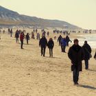 osterspaziergänger am sylter strand