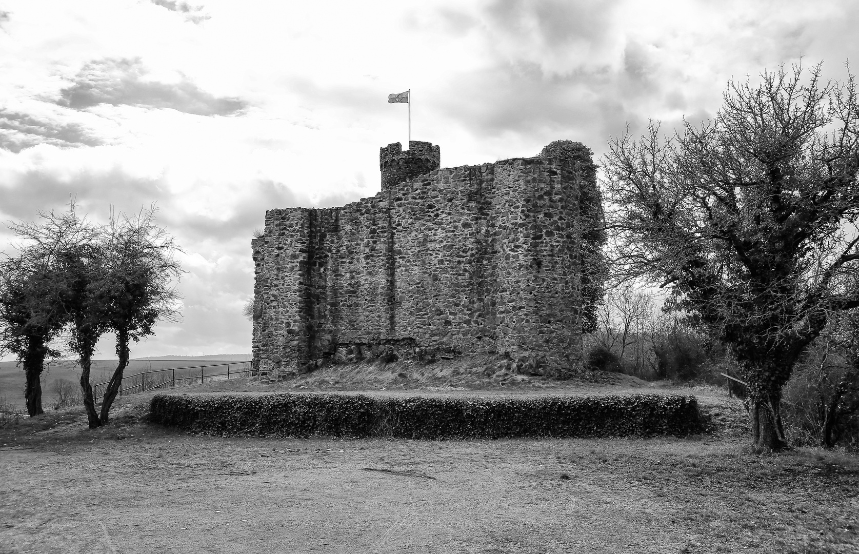 Osterspaziergang zur Burg Ardeck...08