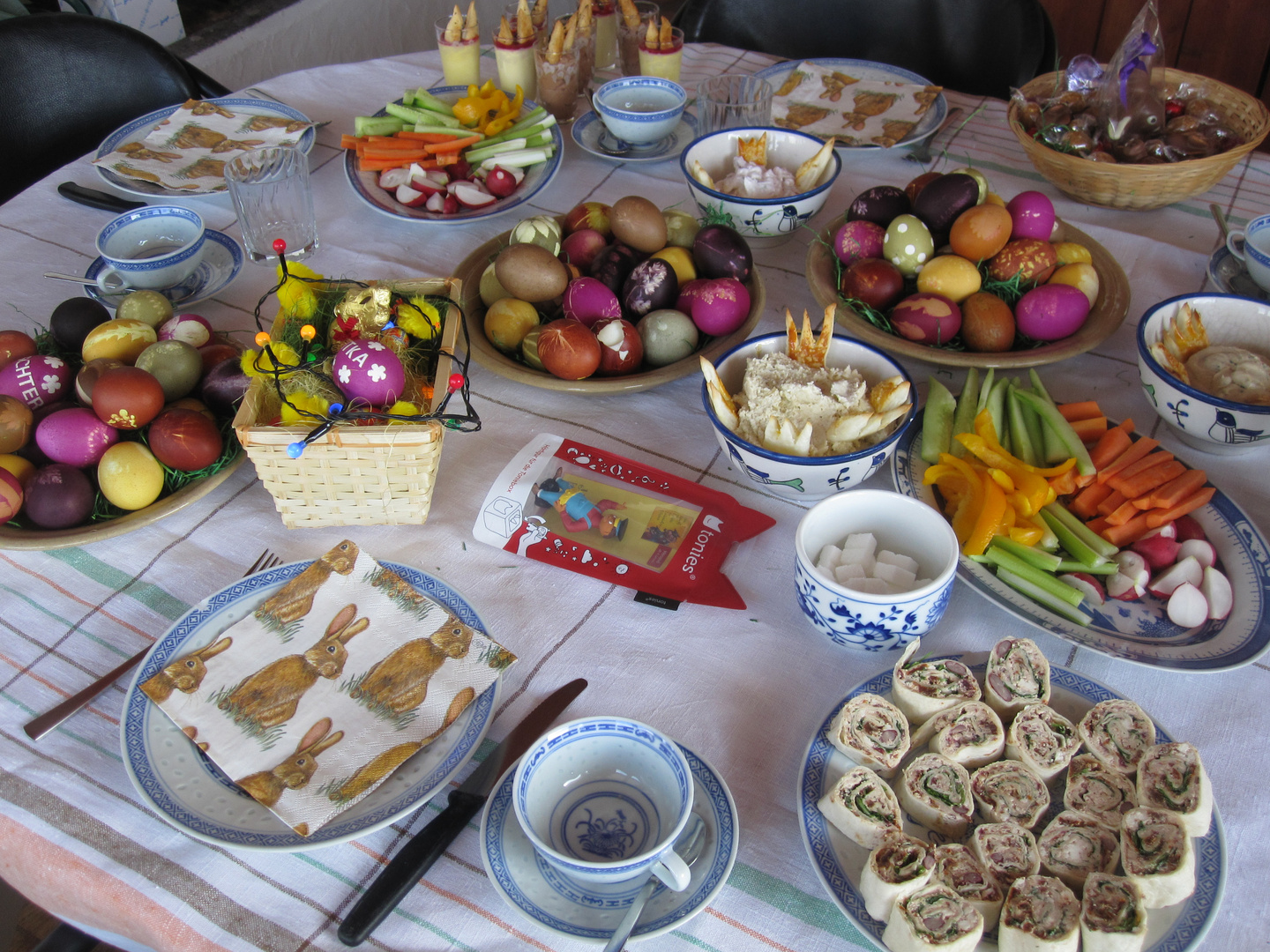 ostertisch vor der völlerei