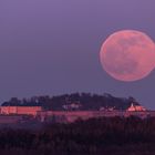 Ostervollmond über der Festung Königstein