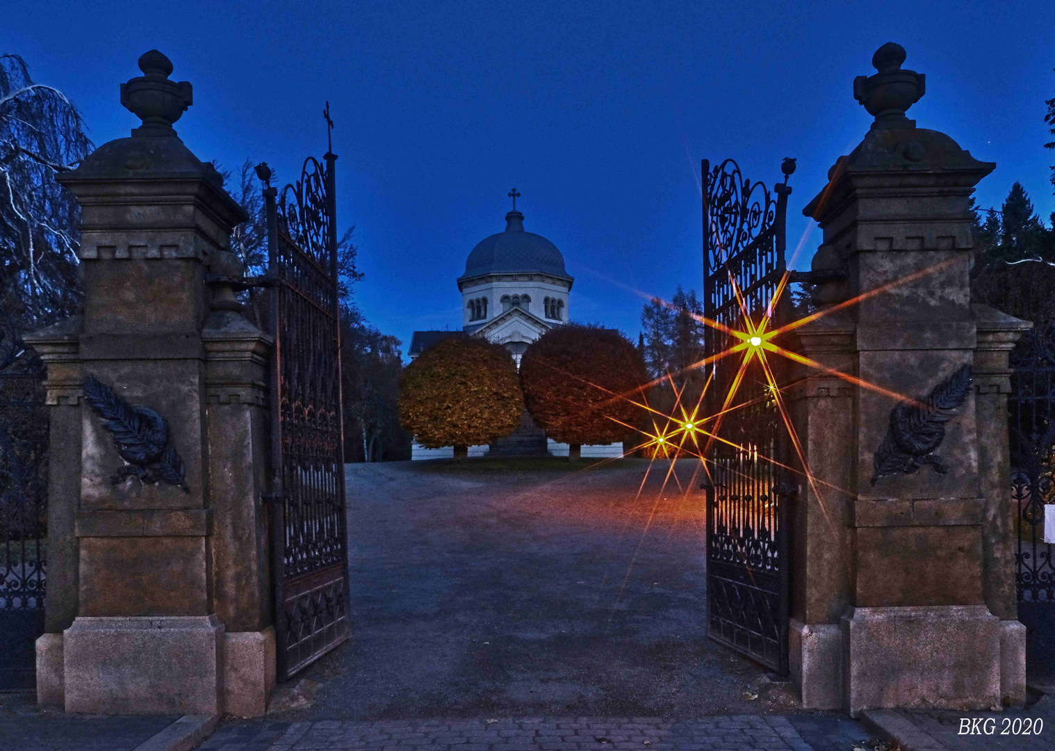 Ostfriedhof am Abend I