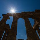 Osthügel von Selinunt: Eingang zum Tempel E im Gegenlicht