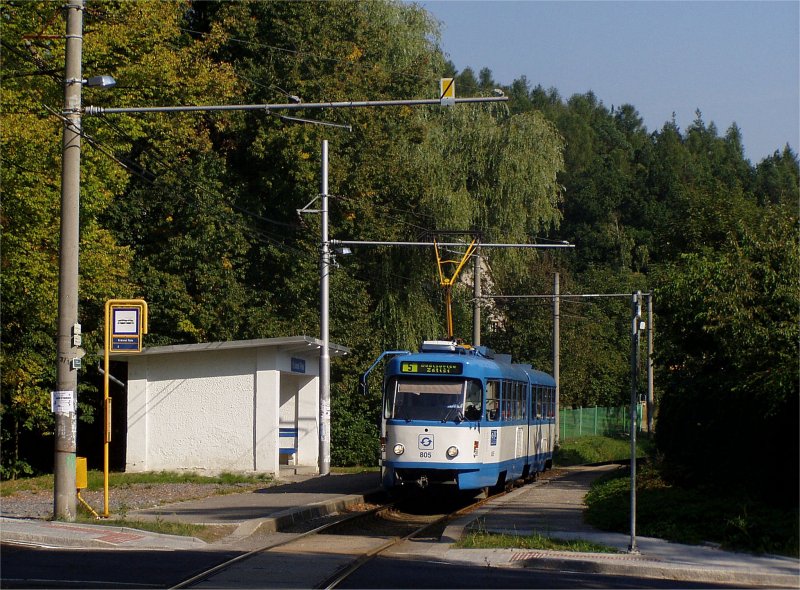 Ostrava: Spätsommerstimmung mit K2 und leicht bunten Bäumen