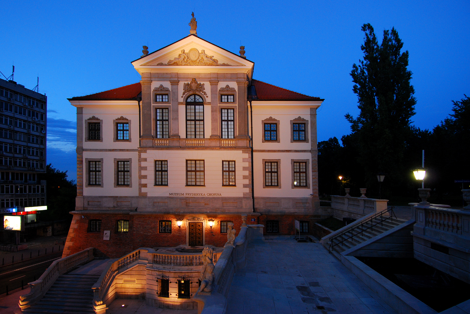 Ostrogski Castle by night