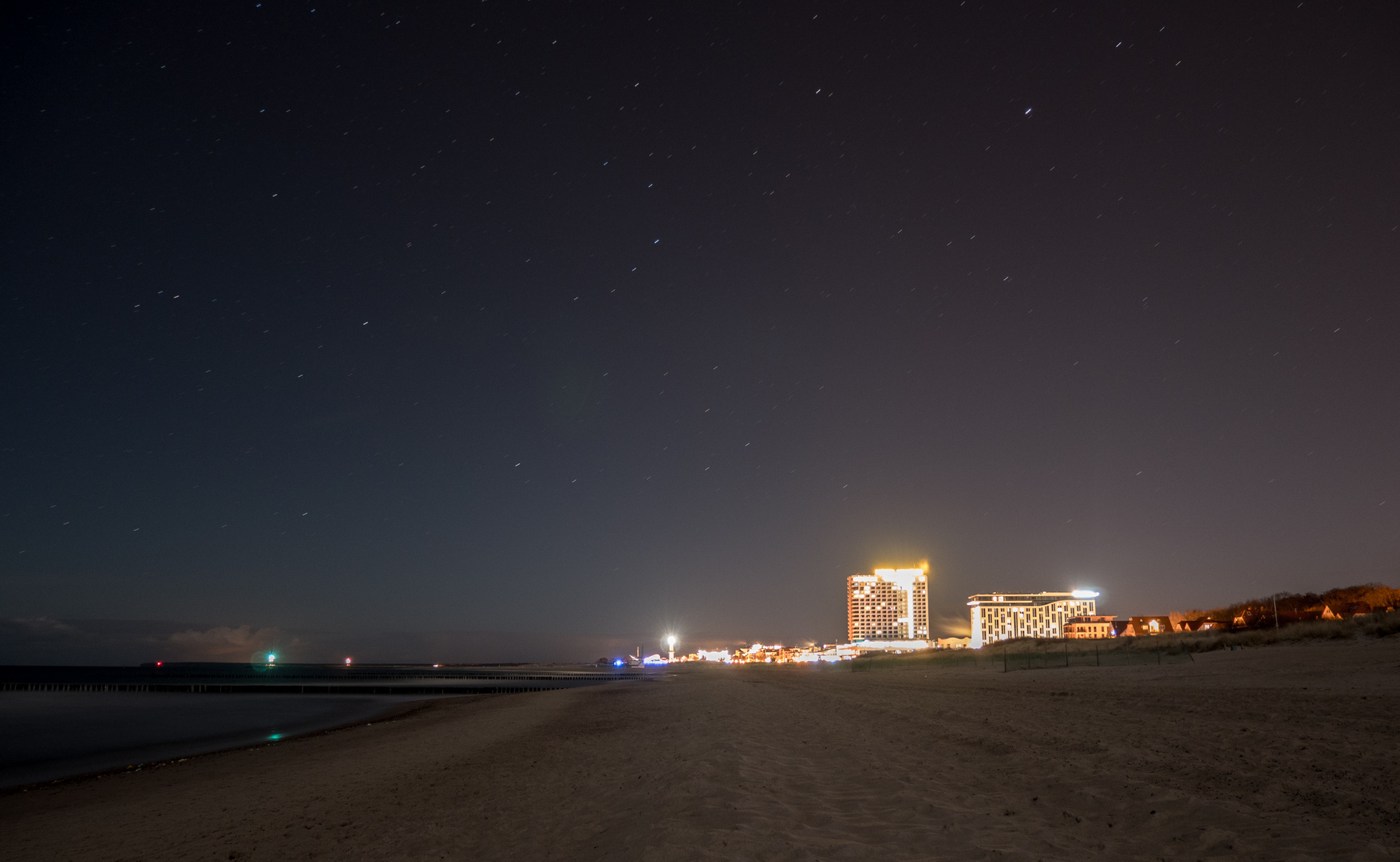 Ostsee bei Nacht