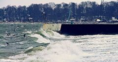 Ostsee - Brandung   -  baltic Sea surf - (Hohwacht)