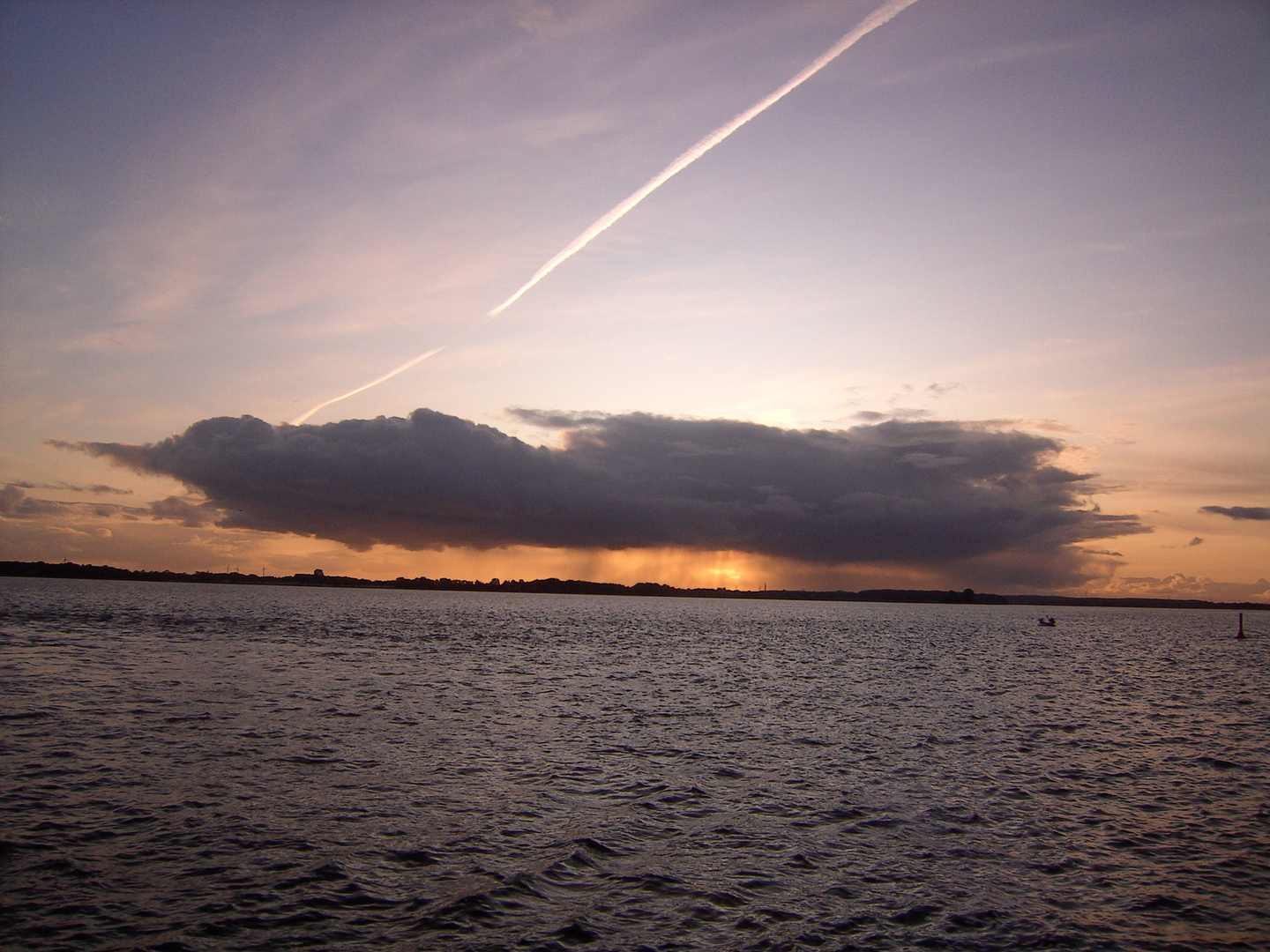 Ostsee-Törn 2009 - Regenwolken über Kiel