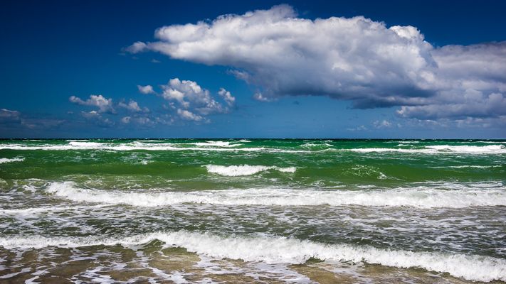 Ostsee Wellen & Wolken 