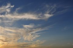 Ostsee-Wolken-Lichter