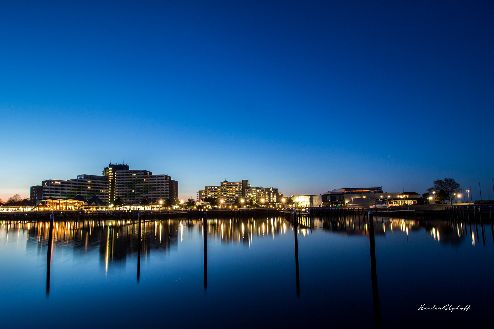 Ostseebad Damp zur blauen Stunde