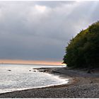 Ostseeküste auf Rügen im Gegenlicht