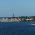 Ostseeperle: Laboe mit Baltic Bay Hafen und Marine-Ehrenmal. 2019