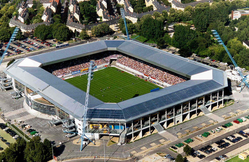 Ostseestadion-FCHansa Rostock mit Hilfe von Schalke 04 gebaut worden DANKE Rudi Assauer