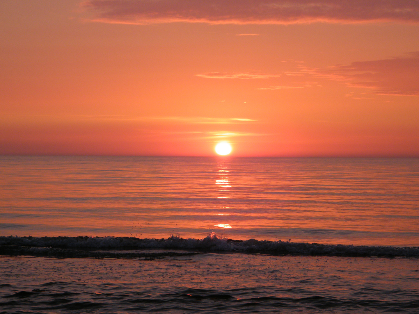 .....Ostseestrand bei Sonnenuntergang....