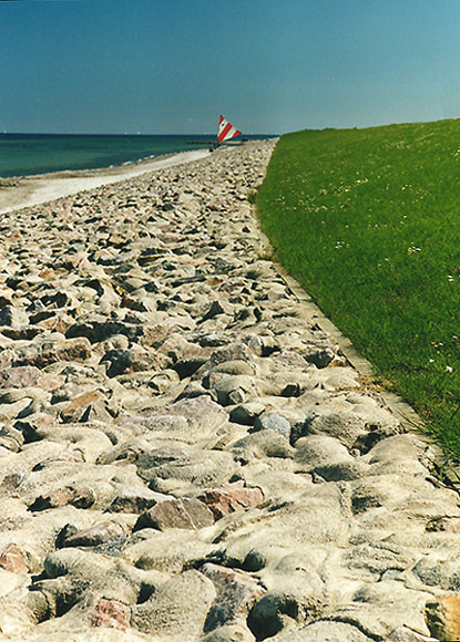 Ostseestrand im Mai