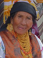 otavalo market ecuador