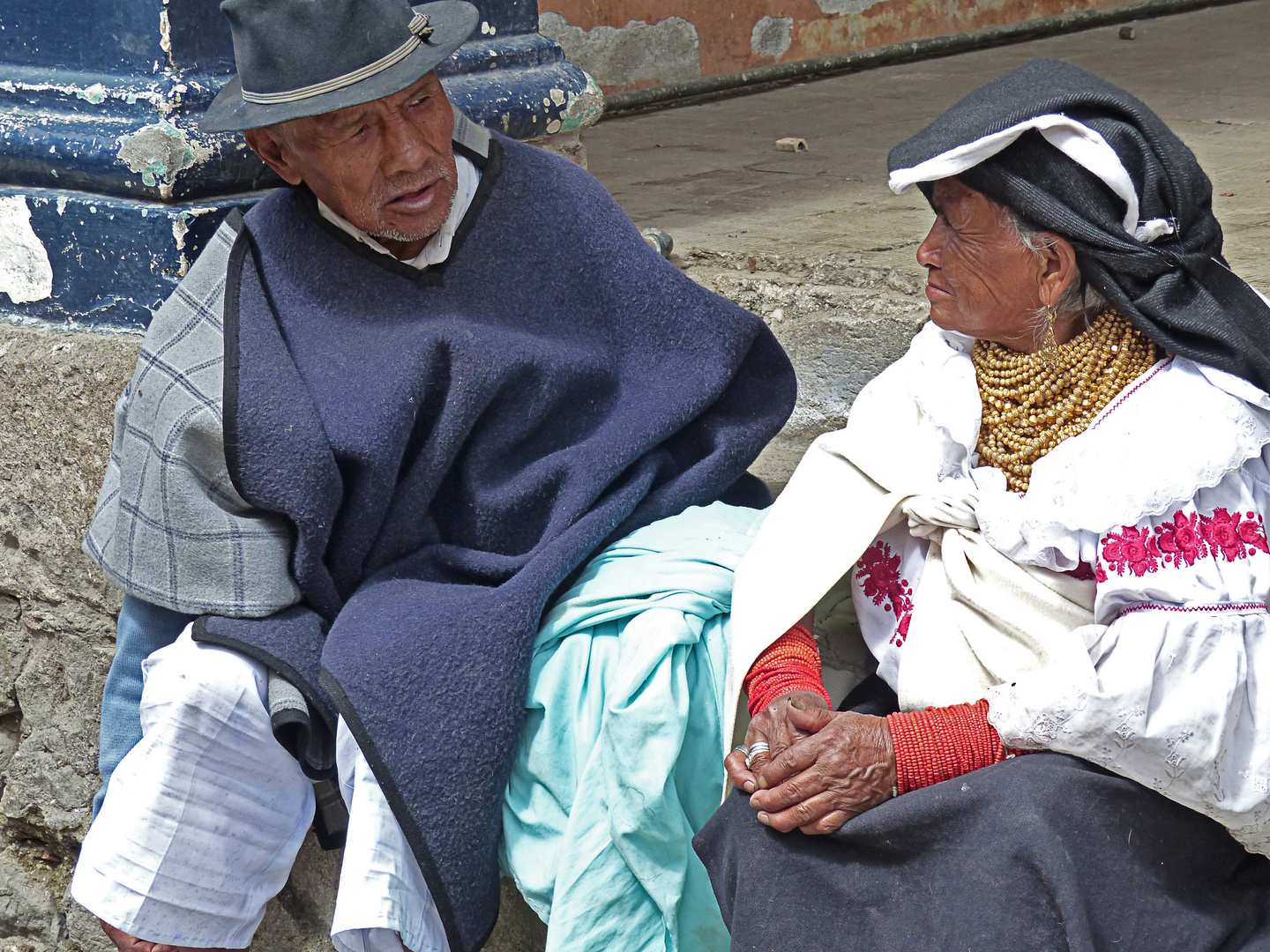 otavalo market ecuador