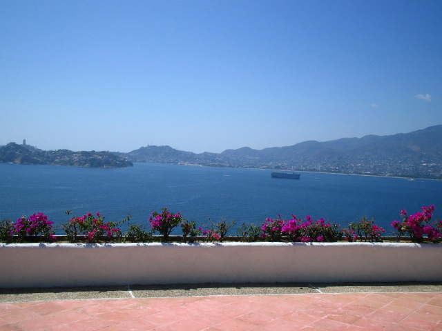 OTRA VISTA DE LA BAHIA DE STA. LUCIA ACAPULCO