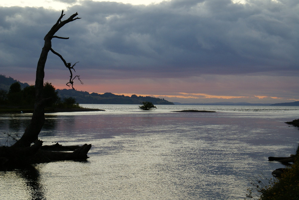 Otro atardecer en Riñinahue