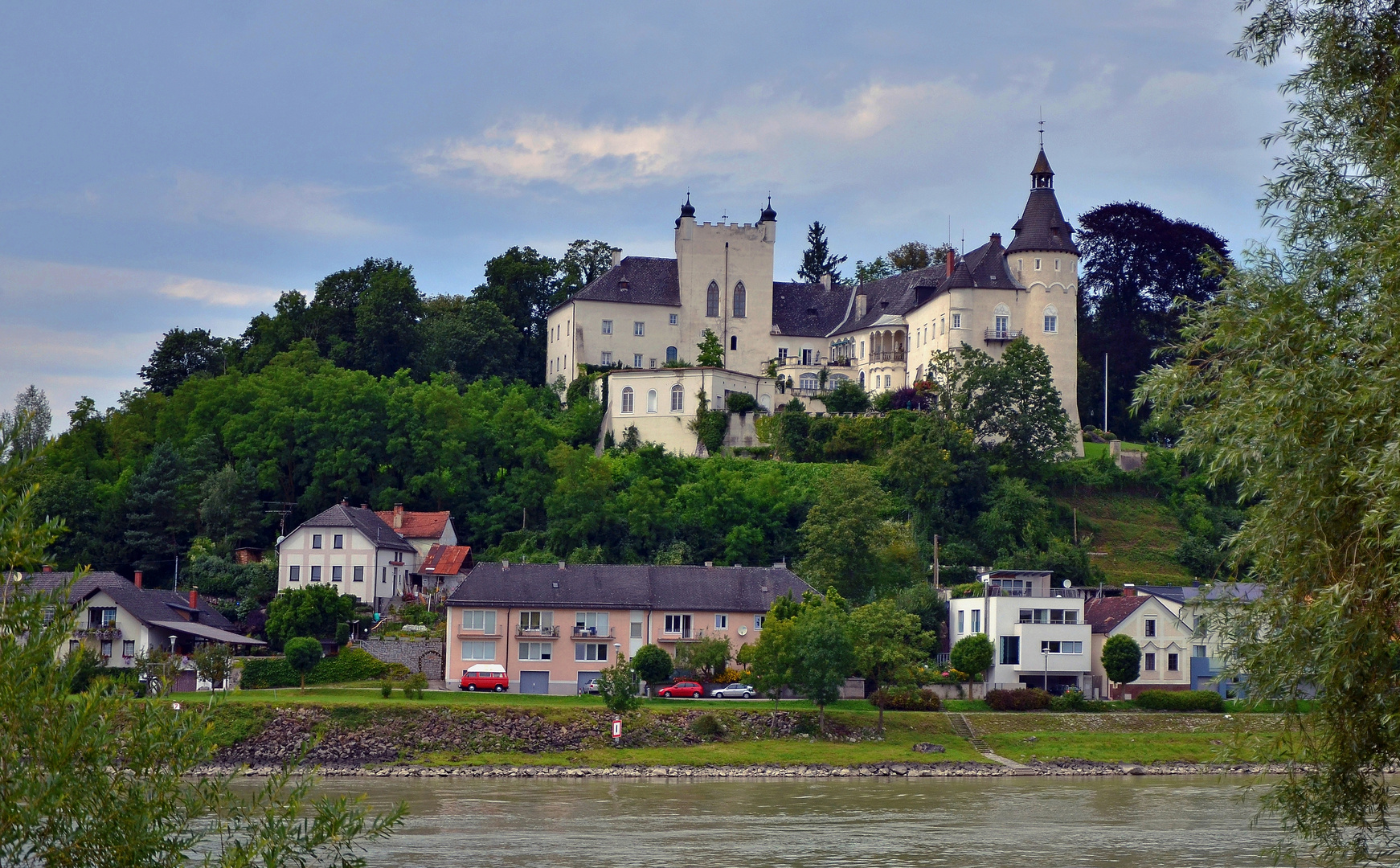 OTTENSHEIM