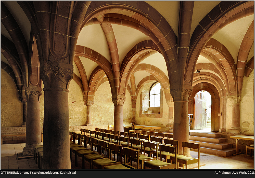 OTTERBERG (Landkr. Kaiserslautern), ehem. Zisterzienserkloster, Kapitelsaal, Inneres von Nordosten