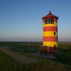 Otto-Turm von Pilsum in der Abendsonne