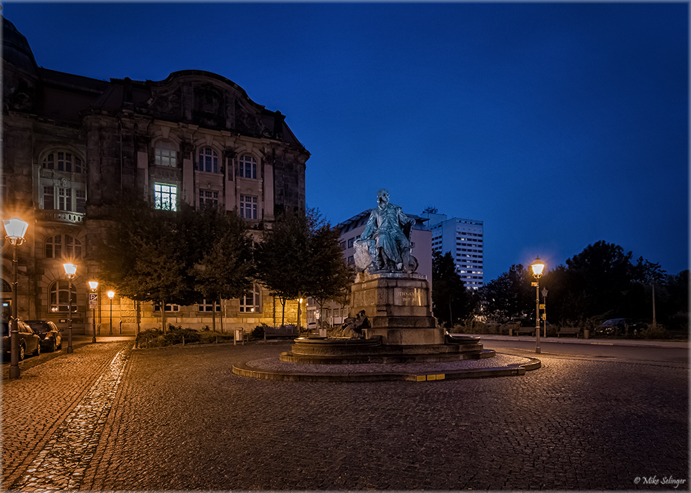 Otto v. Guericke Denkmal...